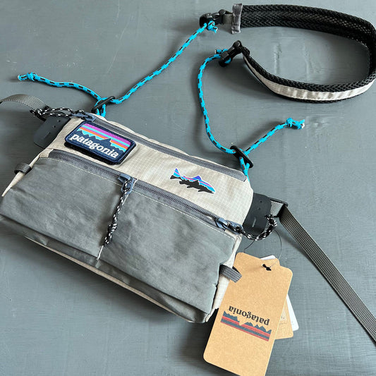 Terravia Mini Hip Pack 1L Lightweight 1-liter Hip Pack Black Color