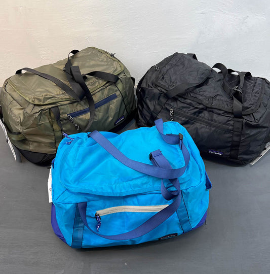 outdoor Black Hole Duffel 30 L Lightweight Recycled Polyester Plain Weave with A PU Coating