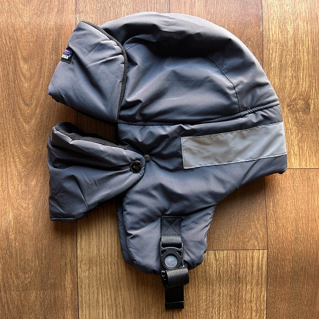 outdoor Thickened Down Hat for Outdoor Waterproof and Stain-resistant Cycling Cold-proof Neck Guard