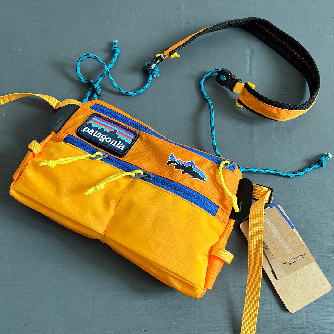 Terravia Mini Hip Pack 1L Lightweight 1-liter Hip Pack Black Color