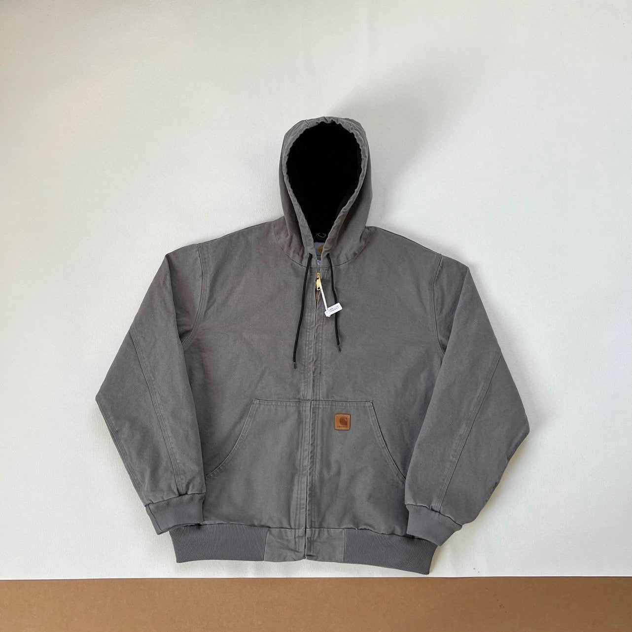 Carhartt J25 Heavyweight Washed J130 Hooded Jacket, American Vintage Distressed Style