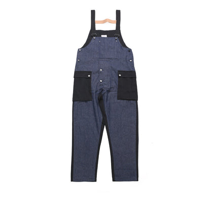 Farbanpassungsumläufe und Hosenträger-Denim-Overalls