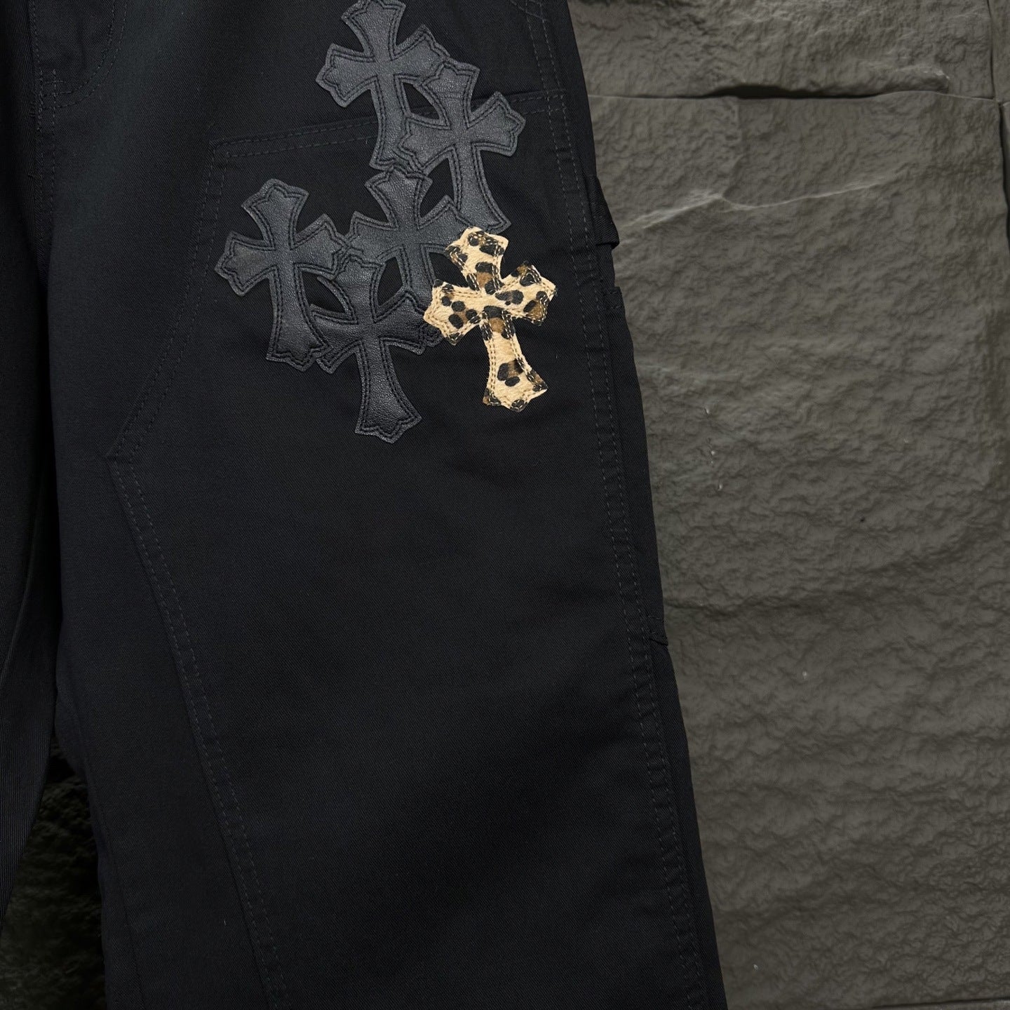Workwear Black Leopard Cross Patchwork Loose Fit Couple Chrome Hearts Jeans