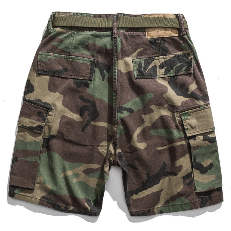 Classic Camo Men's Japanese Multi-pocket Design Outdoor Shorts